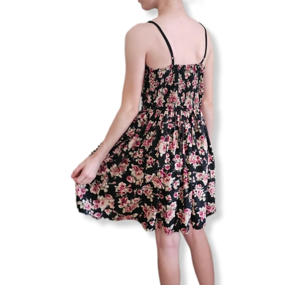 Band of Gypsies Black Background Floral Design Dress Size XS W-645 - Picture 2 of 16